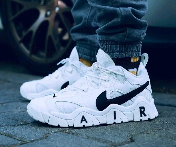 Nike Air Barrage Low