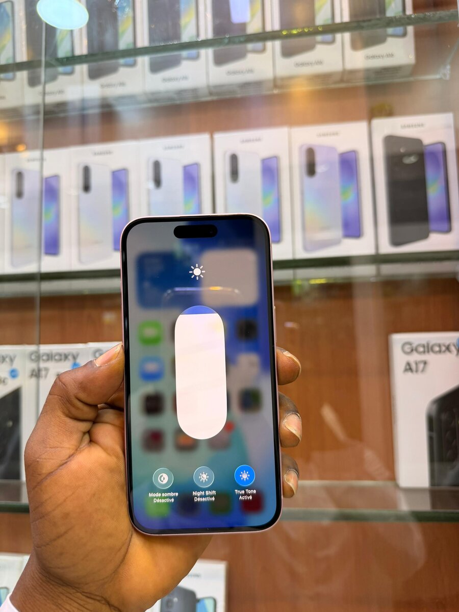 15. 128Go tout passe propre