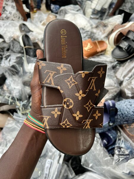 Sandales en cuir élégantes