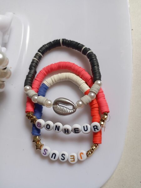 Lot de 3 bracelet à 1000f