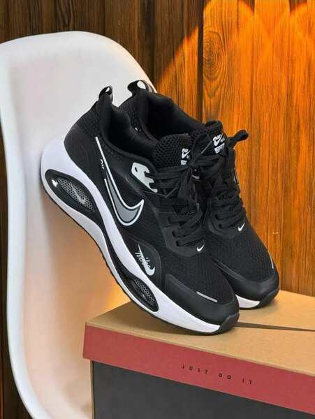 Nike Air Max Sneakers