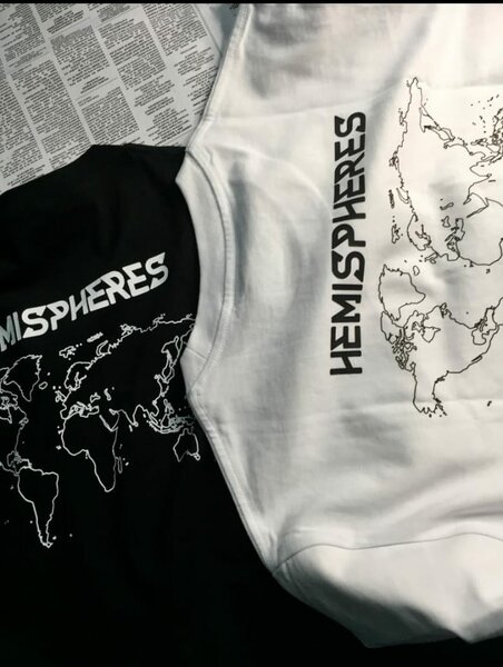 T-shirt "Hemispheres" imprimé