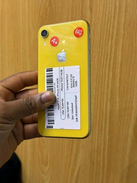 iPhone XR Jaune 64 Go