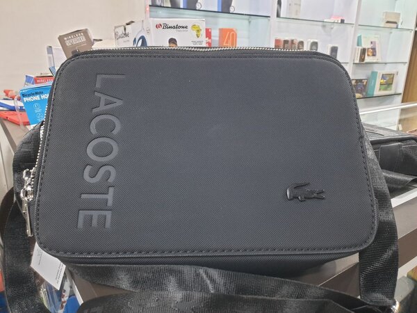 Sacoche bandoulière Lacoste noire