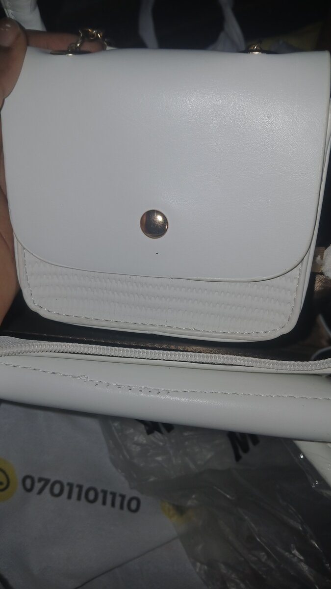 Stylish White Handbag Set