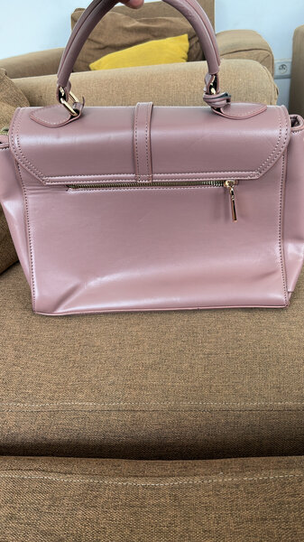 Sac à main rose élégant