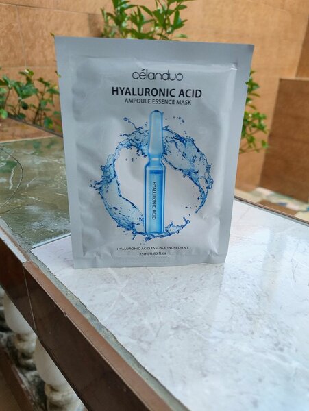 Masque Essentiel à l'Acide Hyaluronique Celanduo