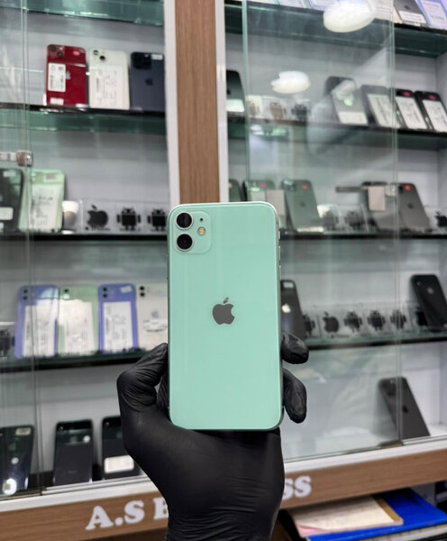 iPhone 12 simple