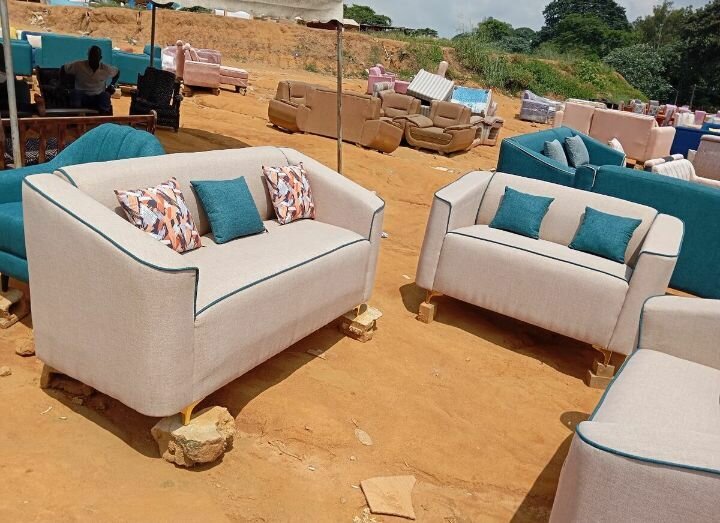 Canapé moderne 2 places