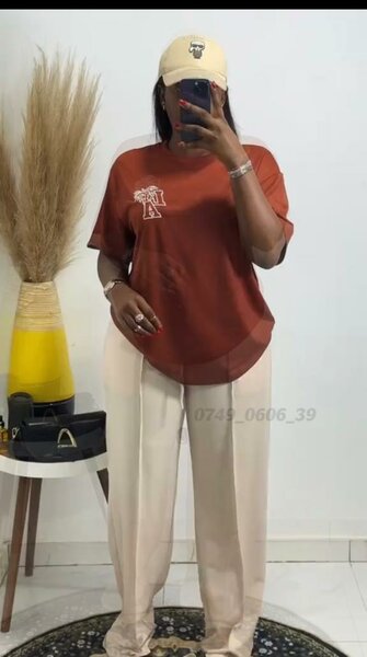 Robe longue noire élégante pour femme