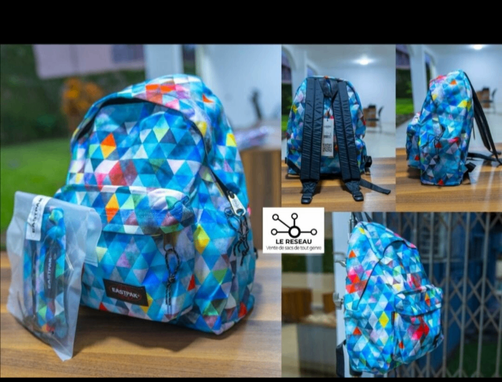 Sac à dos géométrique coloré