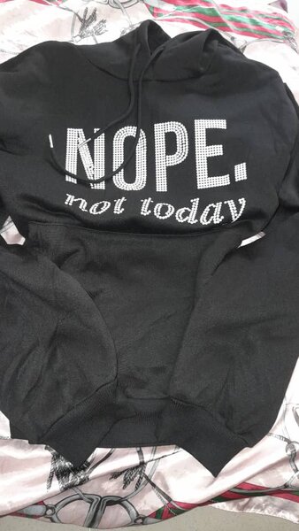 Sweat à capuche stylé "NOPE"