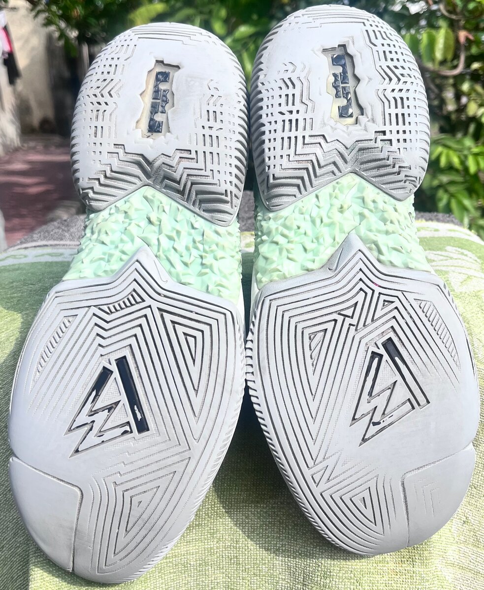 NikeAmbassador 13 'Empire Jade