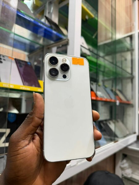 14Pro Max 256Go 2nd main