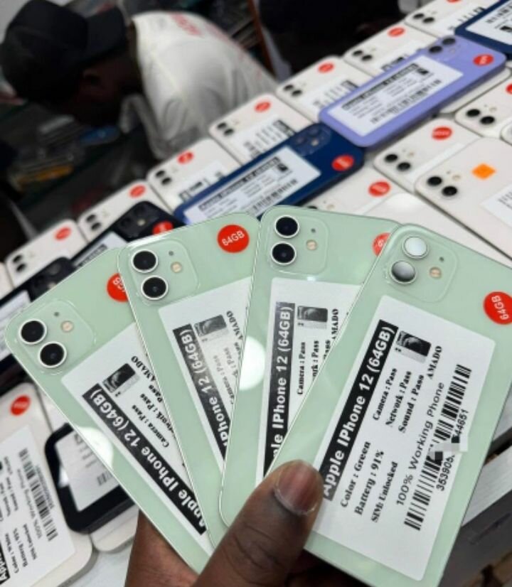 iPhone 12 64GB - Vert