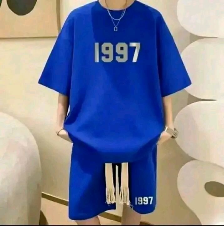 Ensemble de sport bleu 1997