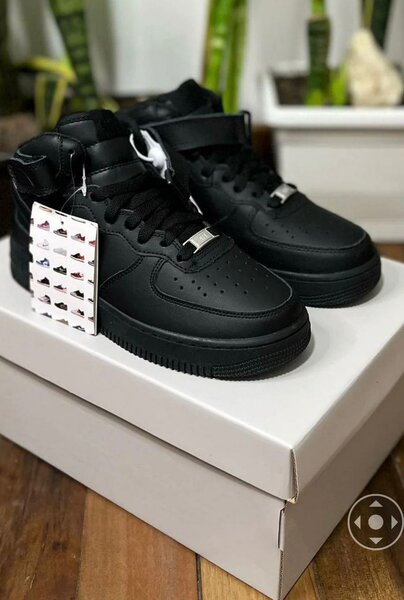 Baskets Hautes en Cuir Noir