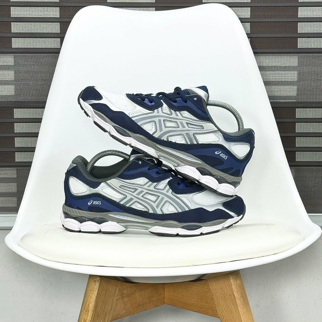 Chaussures de Sport Asics