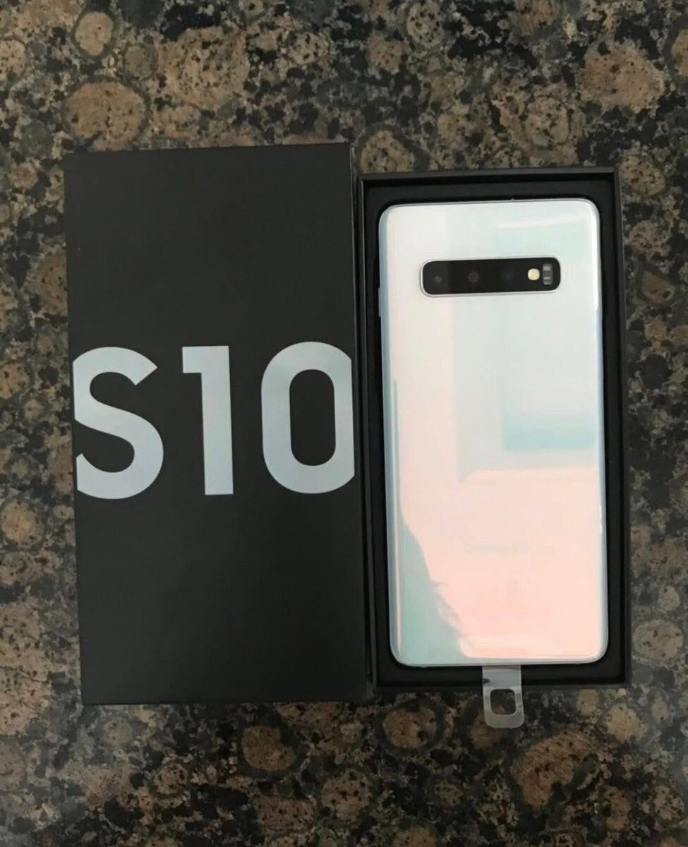 Smartphone Samsung S10 neuf