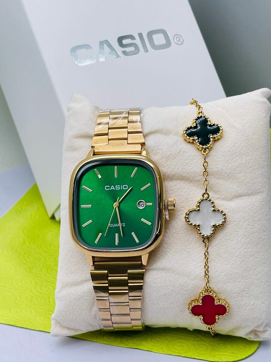 Montre Casio Dorée Élégante