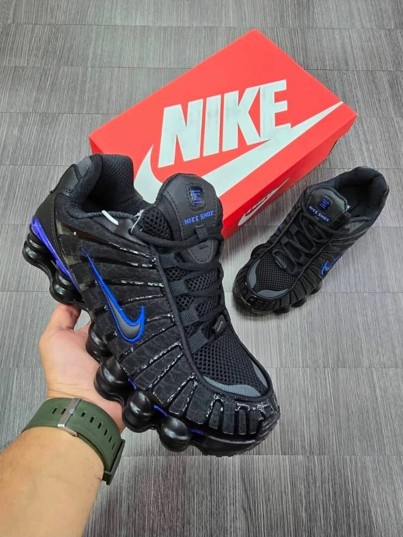 Baskets Nike Shox pour Homme