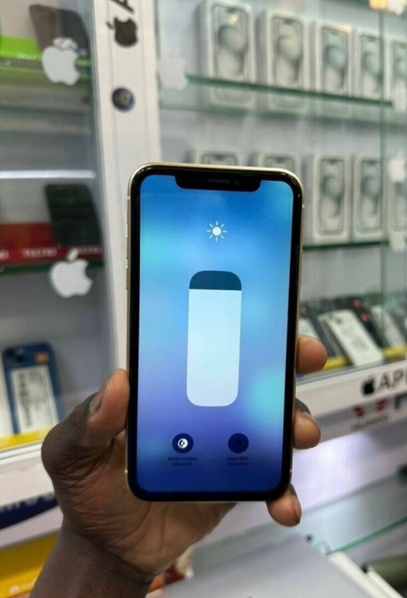 iPhone XR Jaune Débloqué