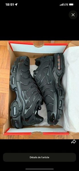 Chaussures sport noires tendance