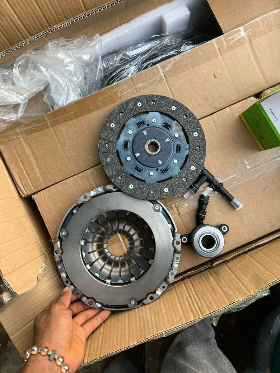 Kiaya, Clutch Kit for Sedan