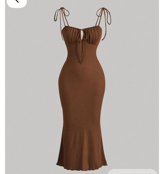 Robe Élégante Marron