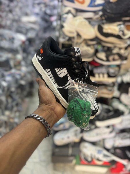 Sneakers noirs à motif zèbre