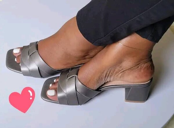 Sandales à talons tressées