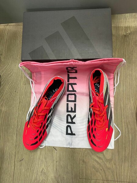 Chaussures de Foot Predator
