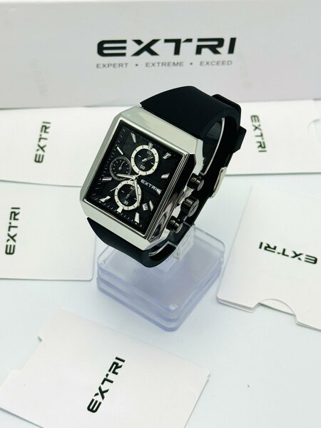 Montre sportive EXTRI élégante