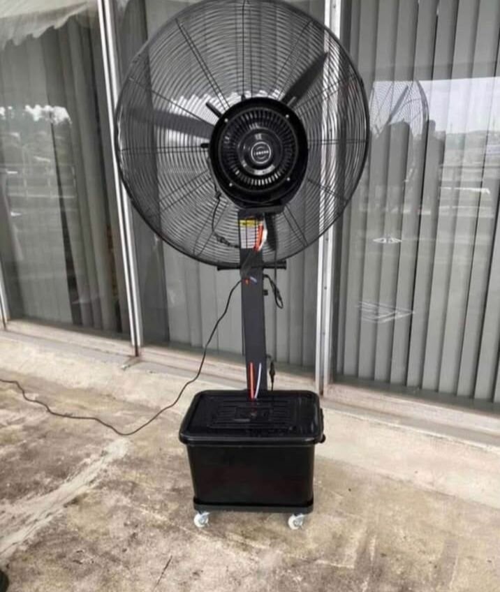 Ventilateur sur pied industriel