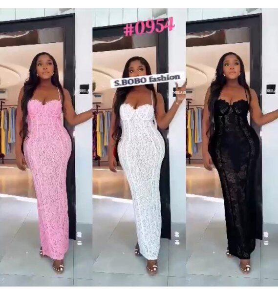 Robe longue en dentelle élégante
