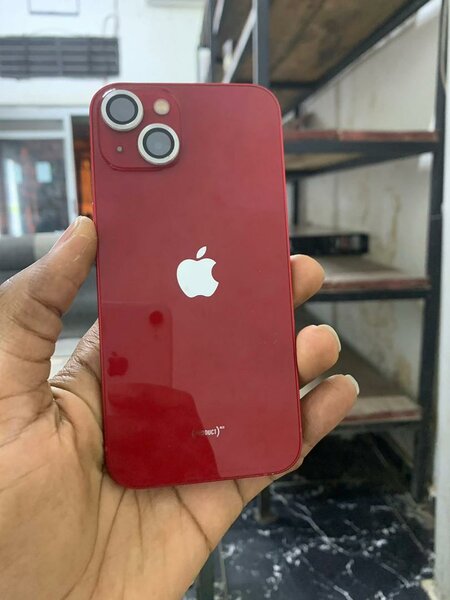 *iPhone 13simple bon prix Kdo