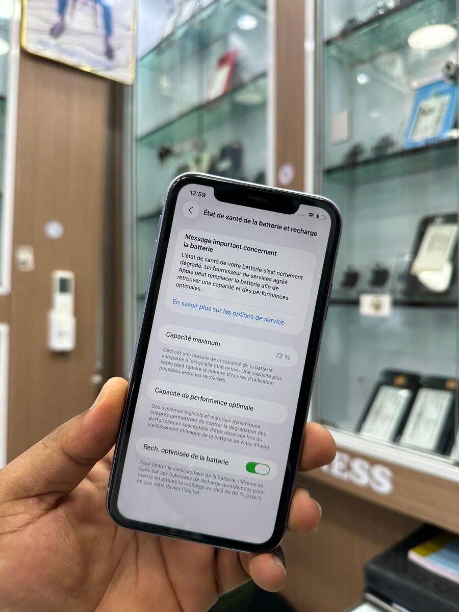 iPhone 11 violet 64Go