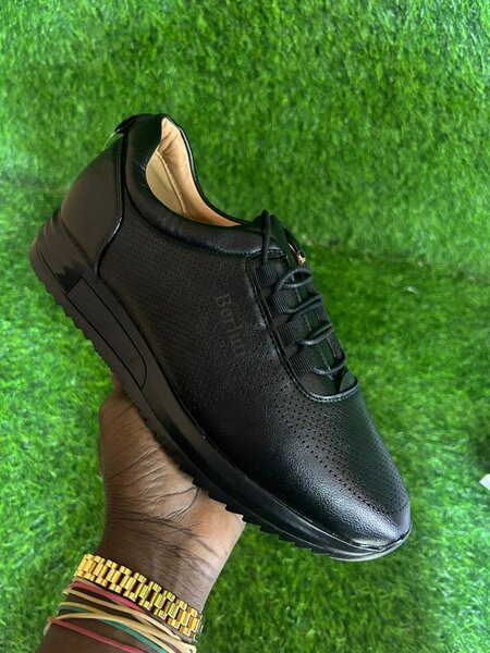 Baskets en cuir élégantes