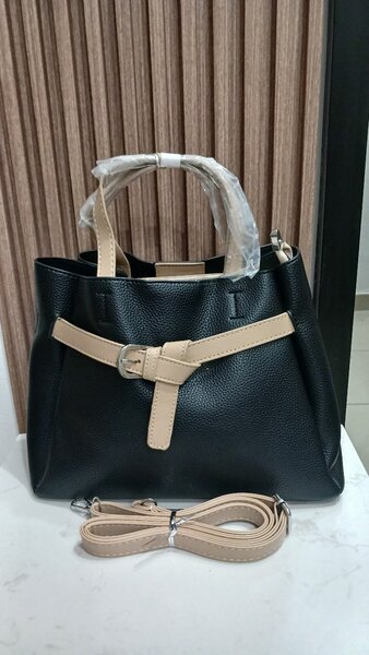 Sac à main élégant en cuir