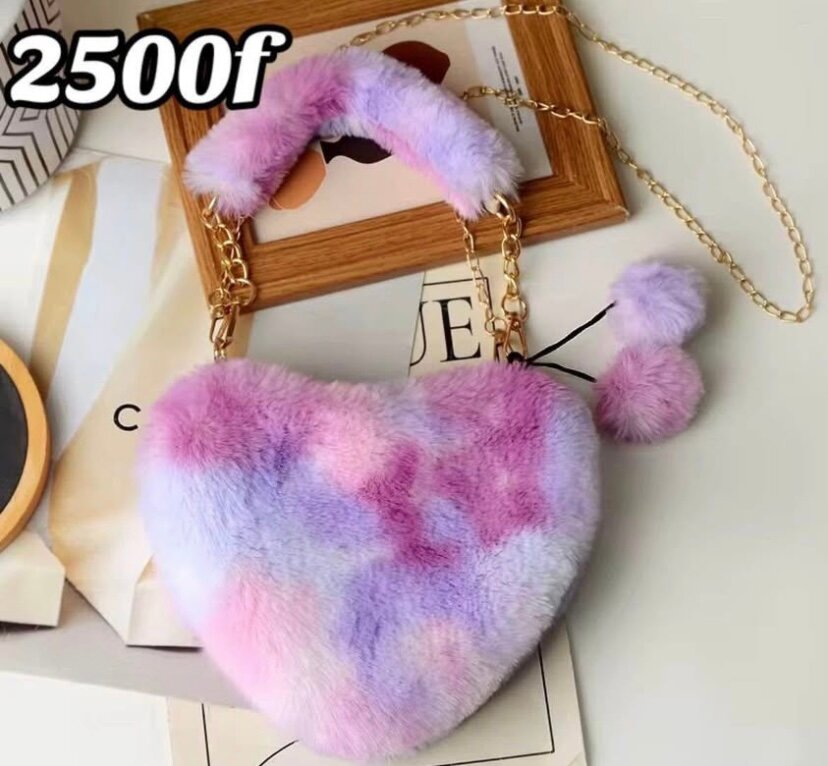 Sac en peluche cœur multicolore