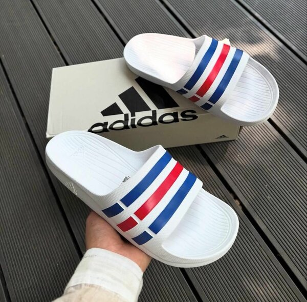 Adidas Tongs Confortables
