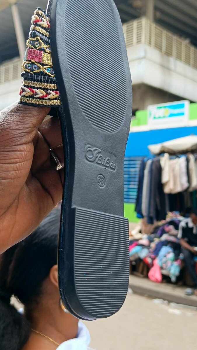 Sandales perlées pour femmes