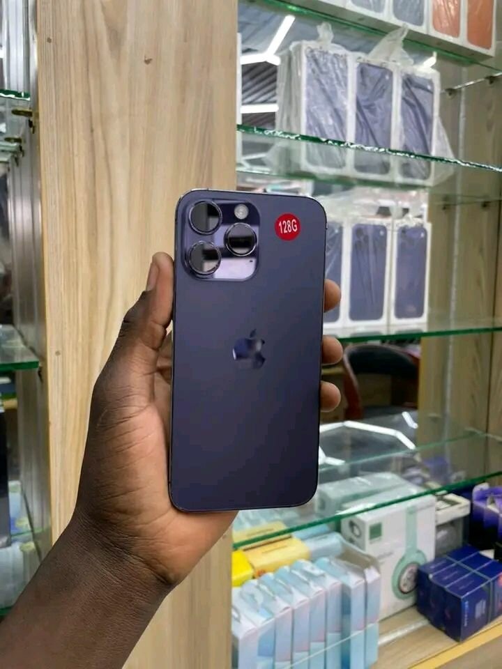 iPhone 14promax 128 Go