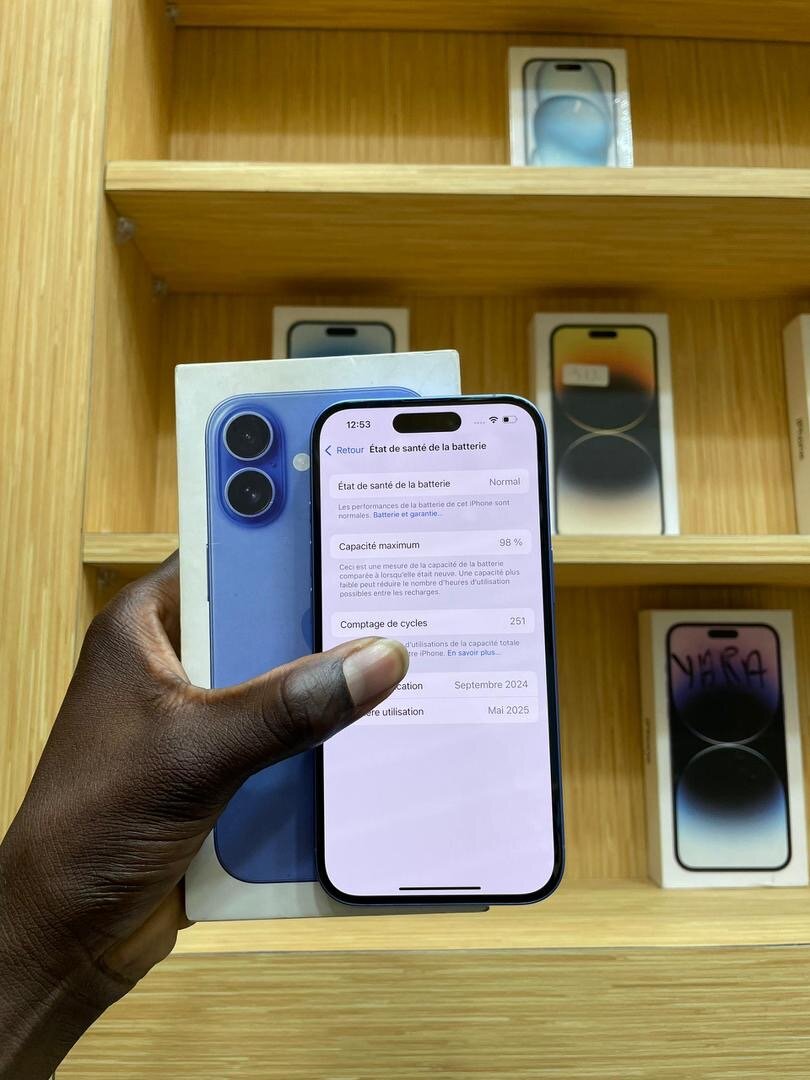 iPhone 16 Bleu Neuf