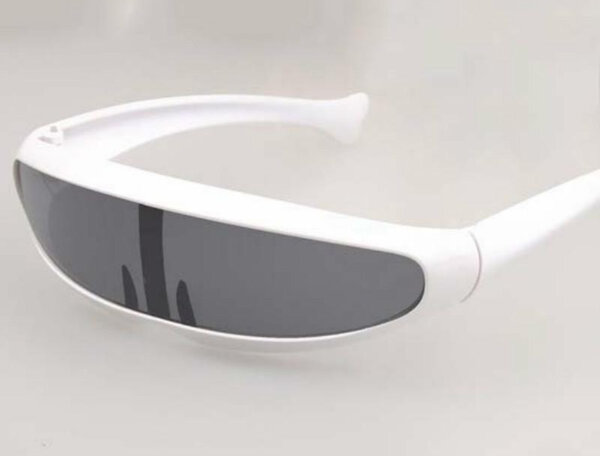 Lunettes de soleil futuristes blanches