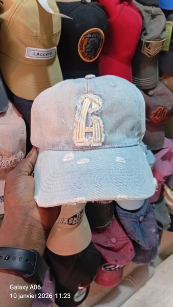 Casquette en jean tendance