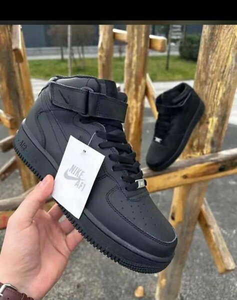 Chaussures montantes noires