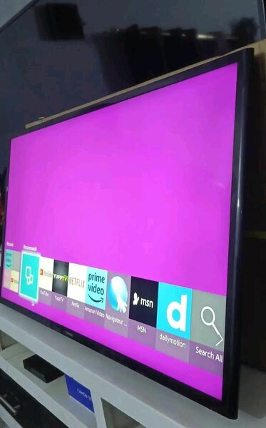Téléviseur LED Smart TV 32 pouces