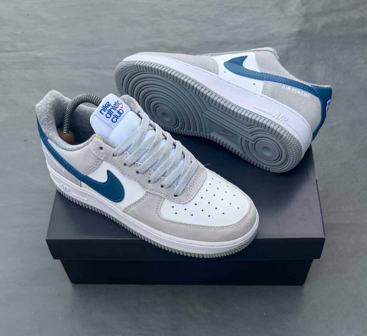 Nike Air Force 1 Classics