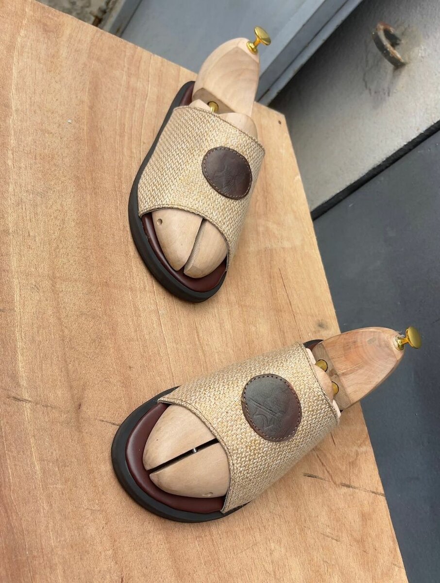 Sandales élégantes en lin